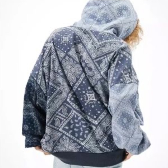 American Eagle Blue Patchwork Bandana Oversized Hoodie - Picture 2 of 6